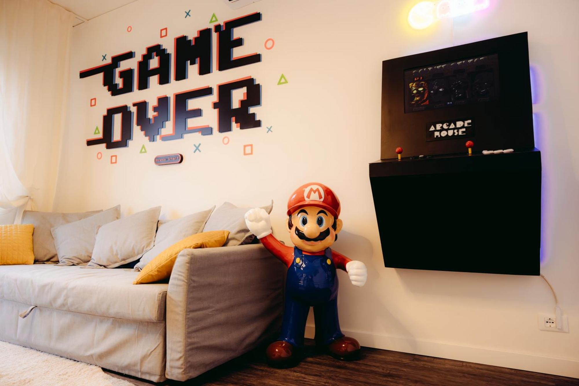 Arcade House Verona Fiera Netflix + Videogame Kültér fotó